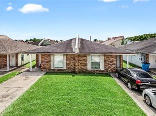 9026 Amour Dr, Chalmette, LA 70043