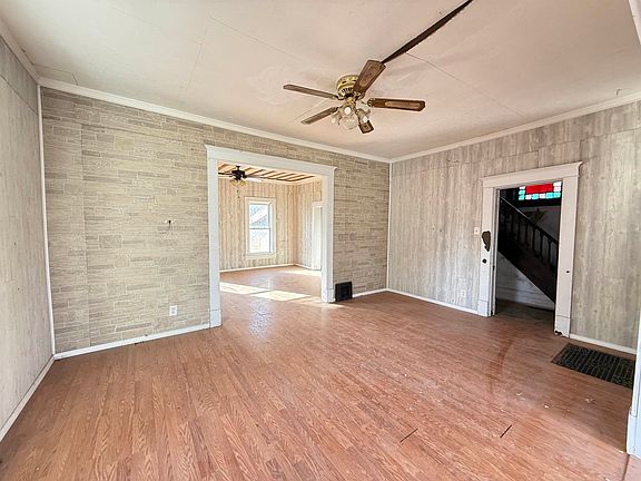 3rd image of 312 Crawford St