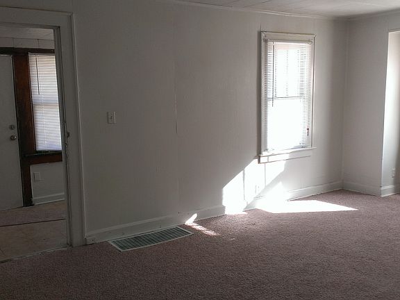 5th image of 2404 N 20th St