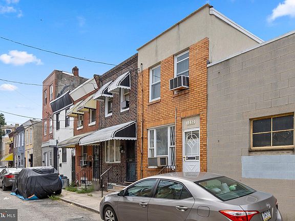 3rd image of 1132 S Clifton St