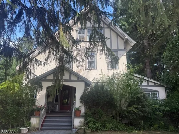 119 Harrison Ave APT 3, Montclair, NJ 07042
