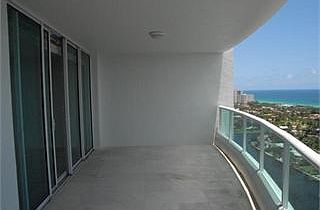 4th image of 20201 E Country Club Dr APT 2807