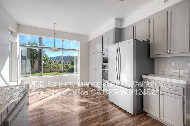 1st image of 655 Avenida Cordoba