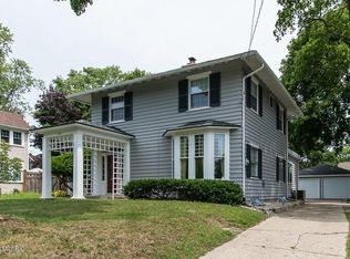 142 Prairie Ave, Kalamazoo, MI 49006
