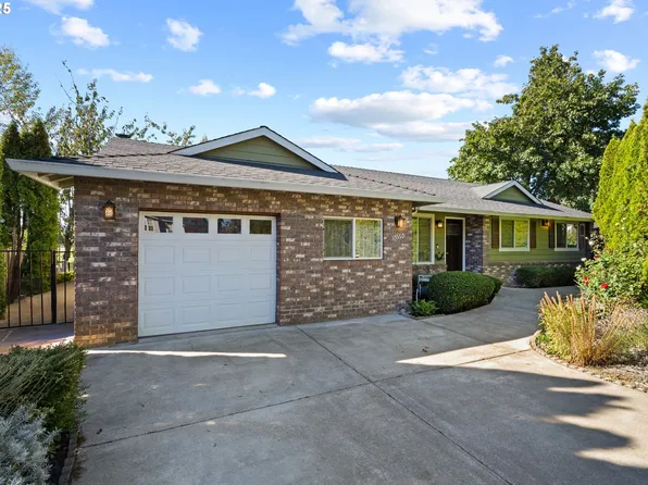 15550 SE Yamhill St, Portland, OR 97233