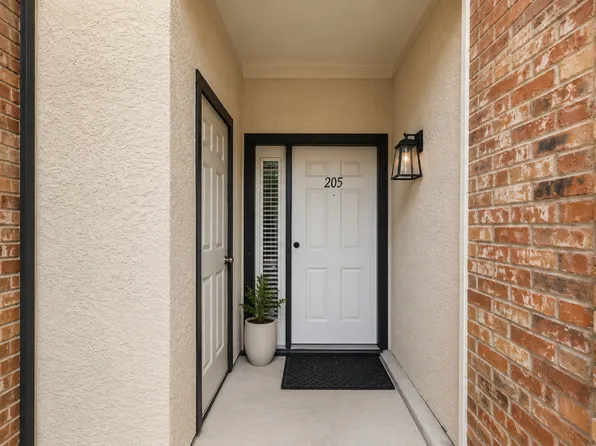 2835 Keller Springs Rd, Carrollton, TX