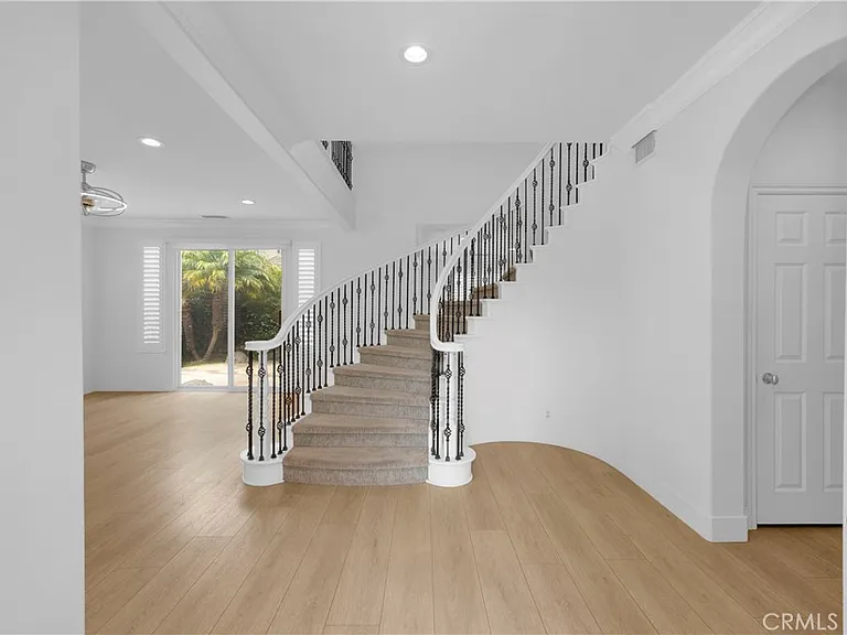 5271 Pearce Dr — Photo 5