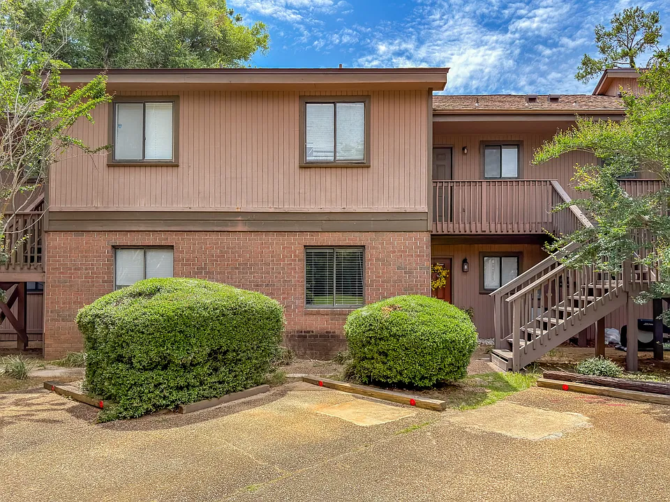 216 Dixie Dr #D3