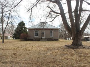 325 E Sanders St, Arcadia, NE 68815