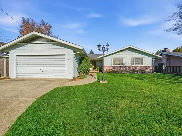 464 Nokomis Dr, Ukiah, CA 95482