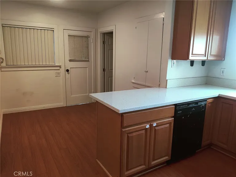 853 N Zeyn St — Photo 16