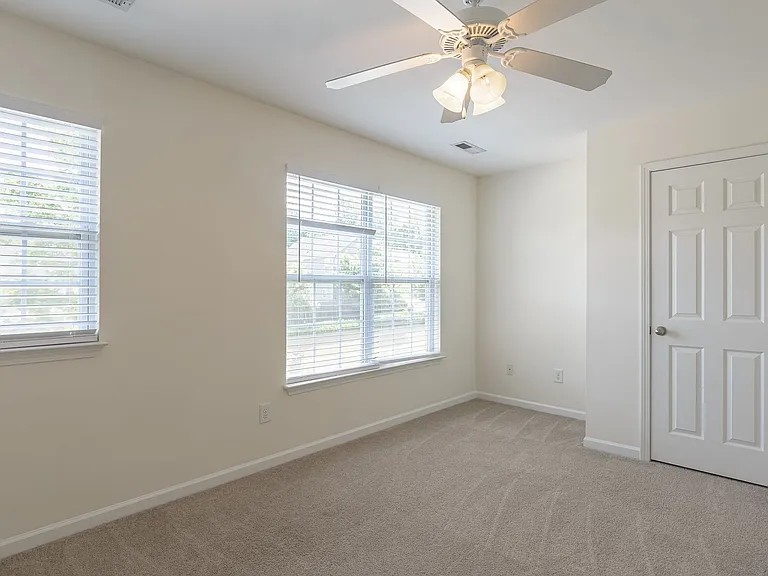 5907 Landerwood Dr — Photo 36