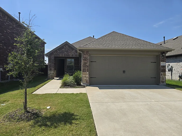 856 Good Cheer Ln — Photo 1