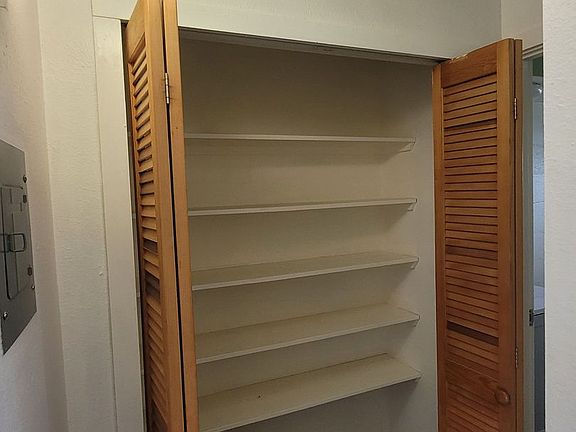 3rd image of 337 Ululani St #109