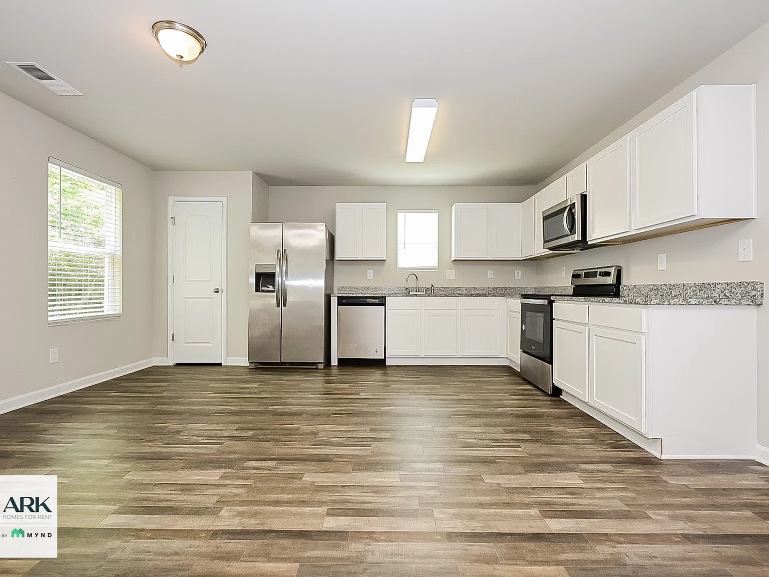 3 bed, 3.0 bath, 1606 sqft, $1,895 — Photo 2