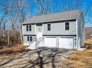 11 Thamesview Pentway, Gales Ferry, CT 06335