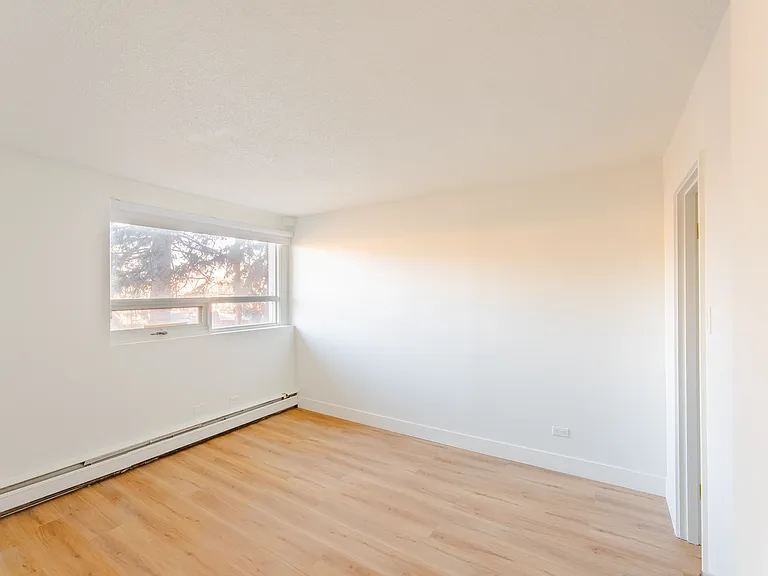 815 50th Ave SW — Photo 11