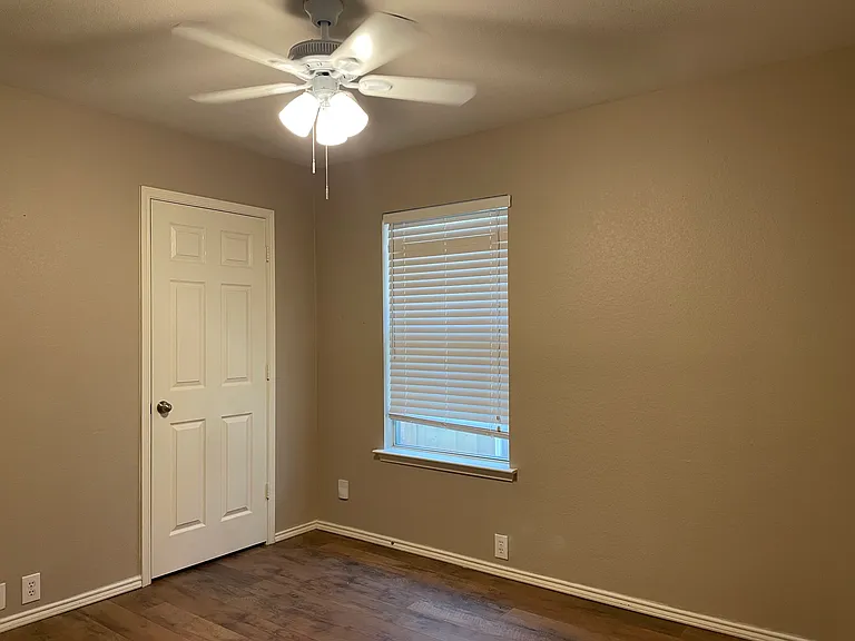 8748 Sagebrush Trl — Photo 18
