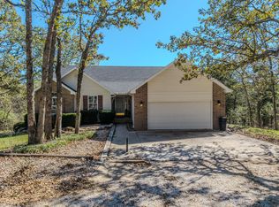 1142 E 405th Rd, Bolivar, MO 65613