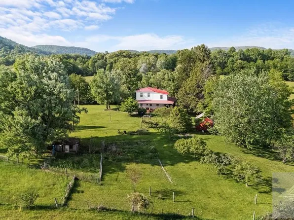5397 Judson Rd, Hinton, WV 25951