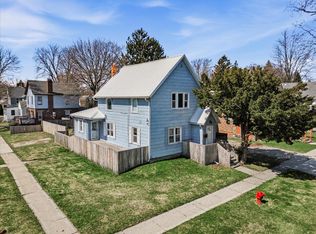 1803 10th Ave, Port Huron, MI