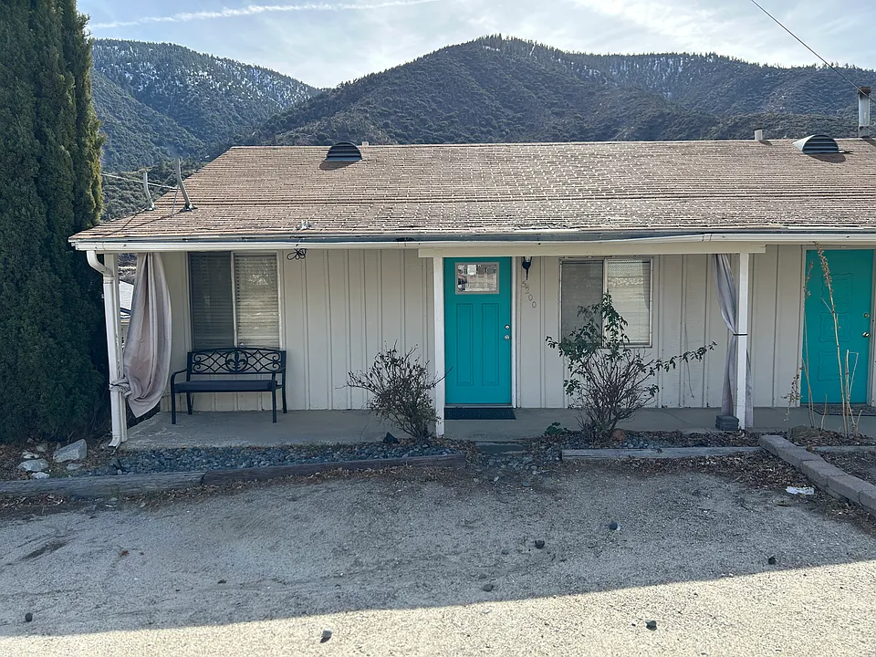 3200 Mount Pinos Way #1