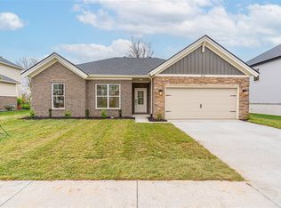 824 Sweet Bay Ave, Bowling Green, KY 42104