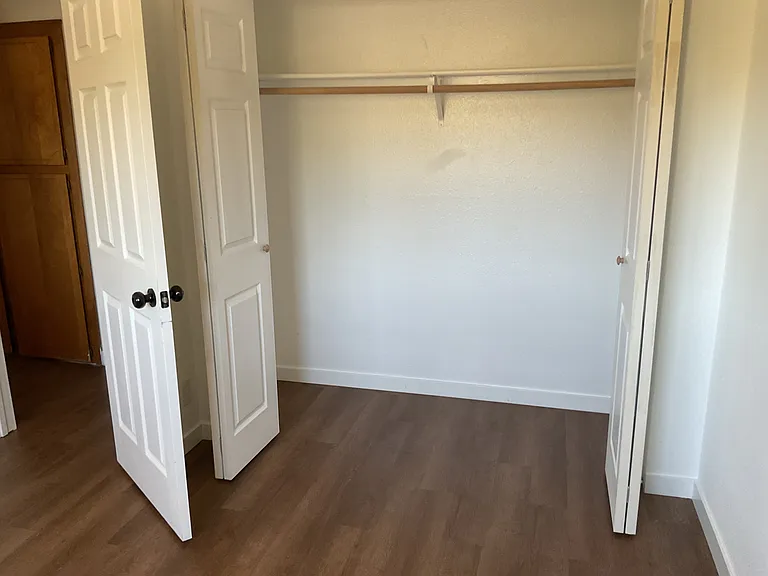 360 NW Elm St #A — Photo 12