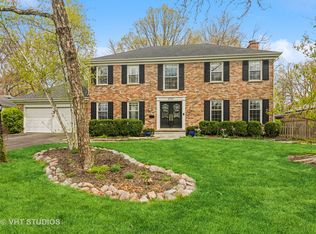 4700 Dawngate Ln, Rolling Meadows, IL 60008