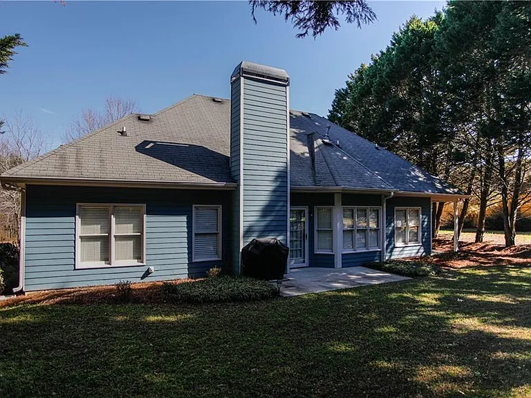 3875 Spring Manor Ct — Photo 4