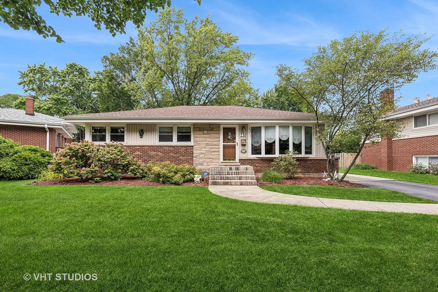 130 S Reuter Dr photo 1