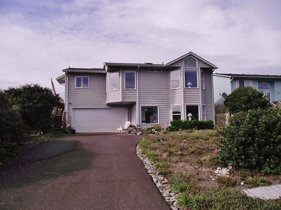 1st image of 1802 NW Oceania Dr