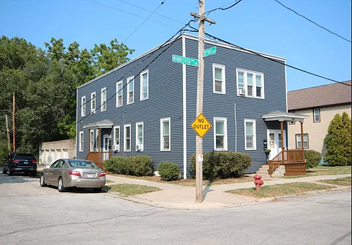 726 Minnesota Ave #4 Photo 1