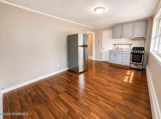 26 Main St, Keyport, NJ 07735
