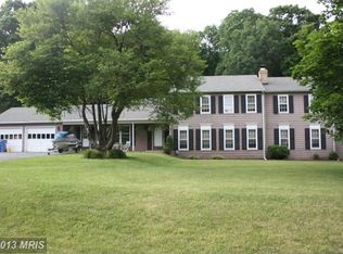 8129 Seneca View Dr, Gaithersburg, MD 20882