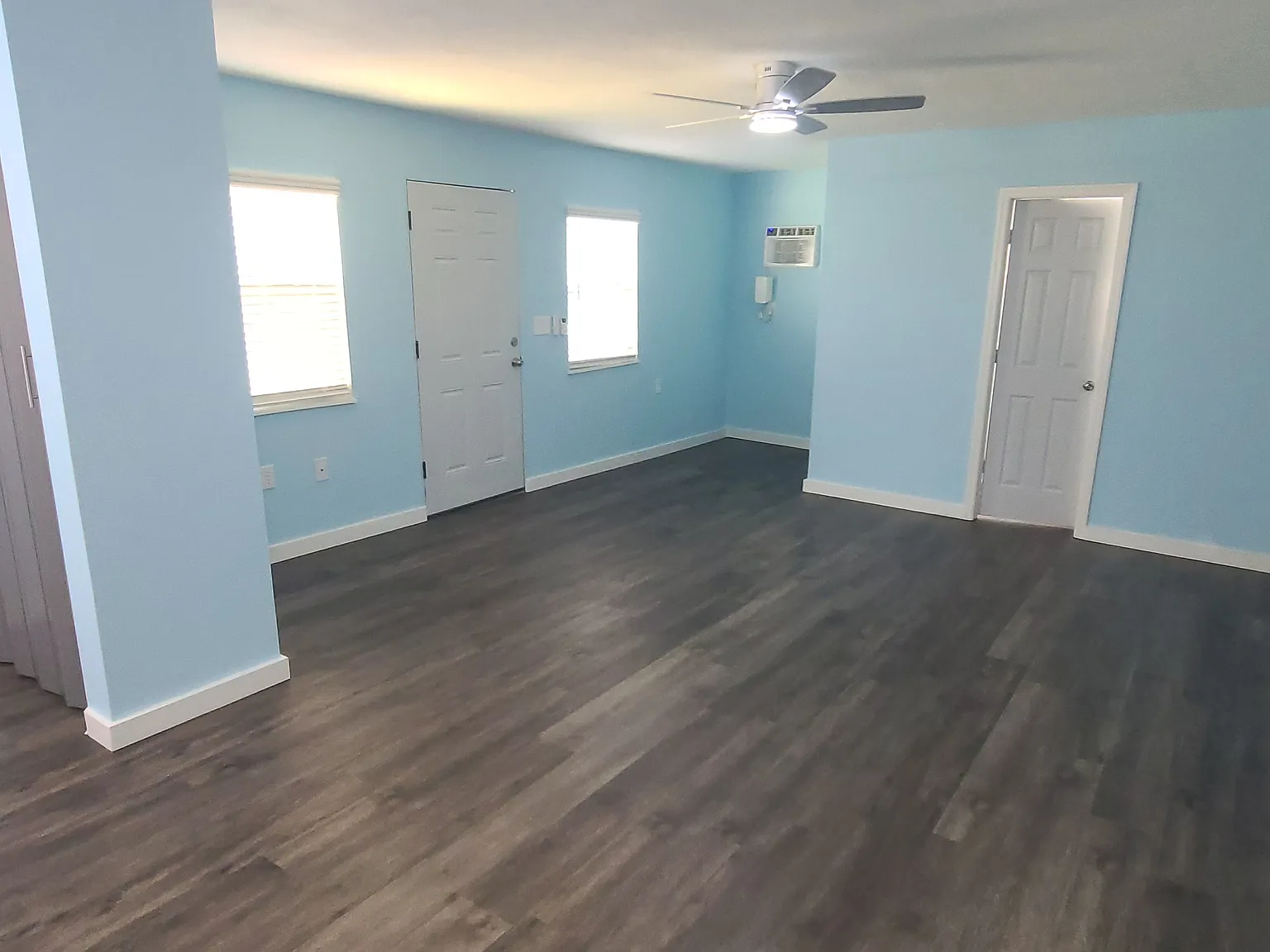 2 bed, 900 sqft, $1,500 — Photo 2