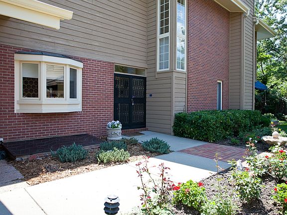 2nd image of 2552 E Alameda Ave Unit 30