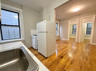 647 4th Ave APT 2, Brooklyn, NY 11232
