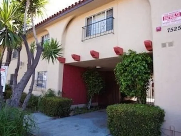 (undisclosed Address), Van Nuys, CA 91405