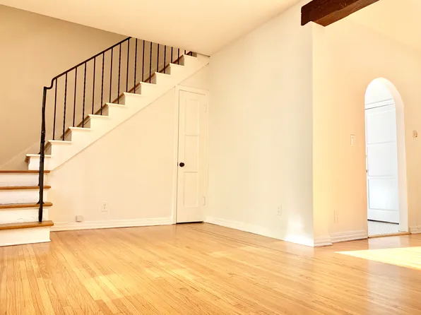 1275 N Hayworth Ave APT 106, Los Angeles, CA 90046