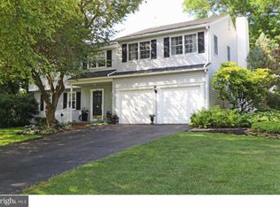 14 Cambridge Rd, Downingtown, PA 19335