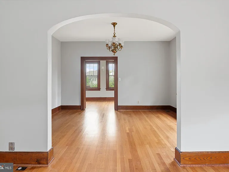 1431 N Fillmore St — Photo 13