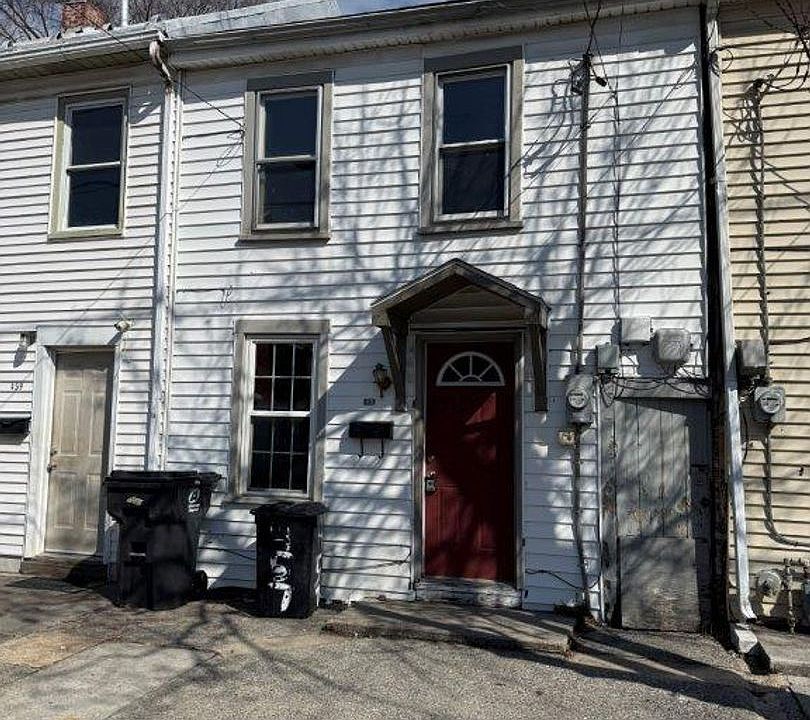 1st image of 457 N Pitt St
