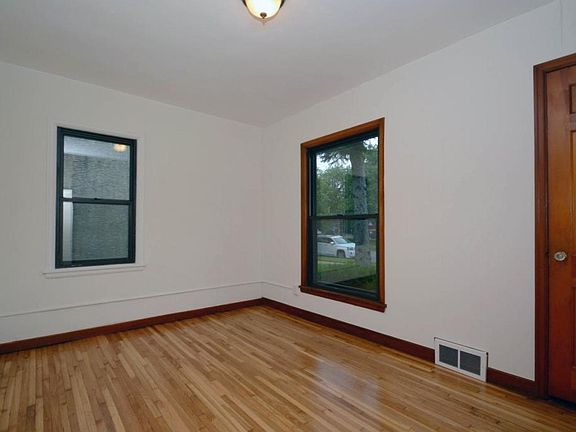 2nd image of 1678 5th St E