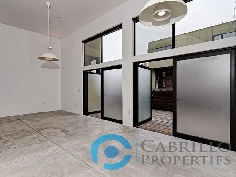 Centre Street Lofts — Photo 4