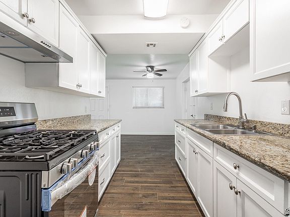 5th image of 1910 W 18th St