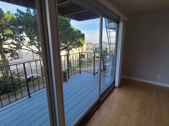 5th image of 74 Crestline Dr #1