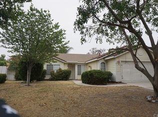 1426 Greenwich Dr, Riverside, CA 92501