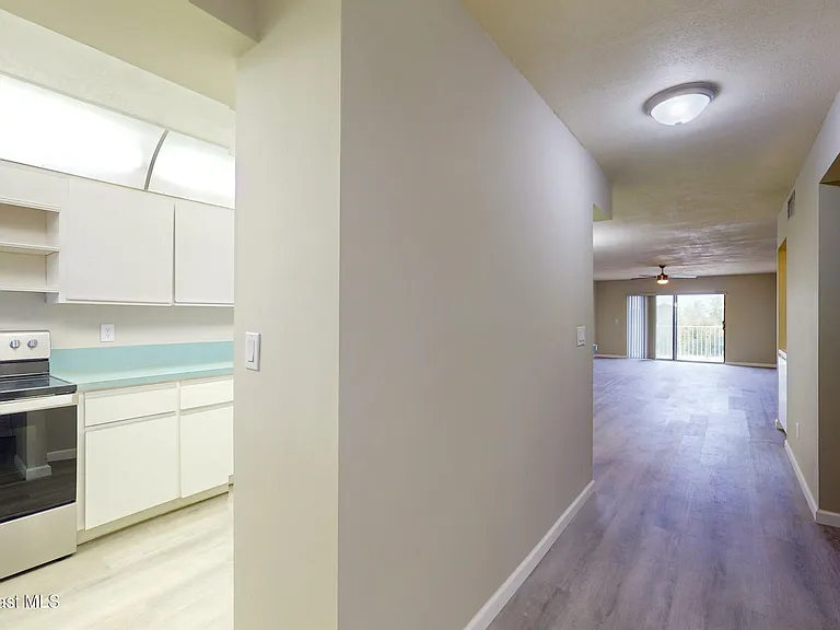 2160 N Highway A1a Hwy #303 — Photo 19