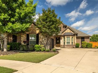 160 McKinley Dr, Burleson, TX 76028